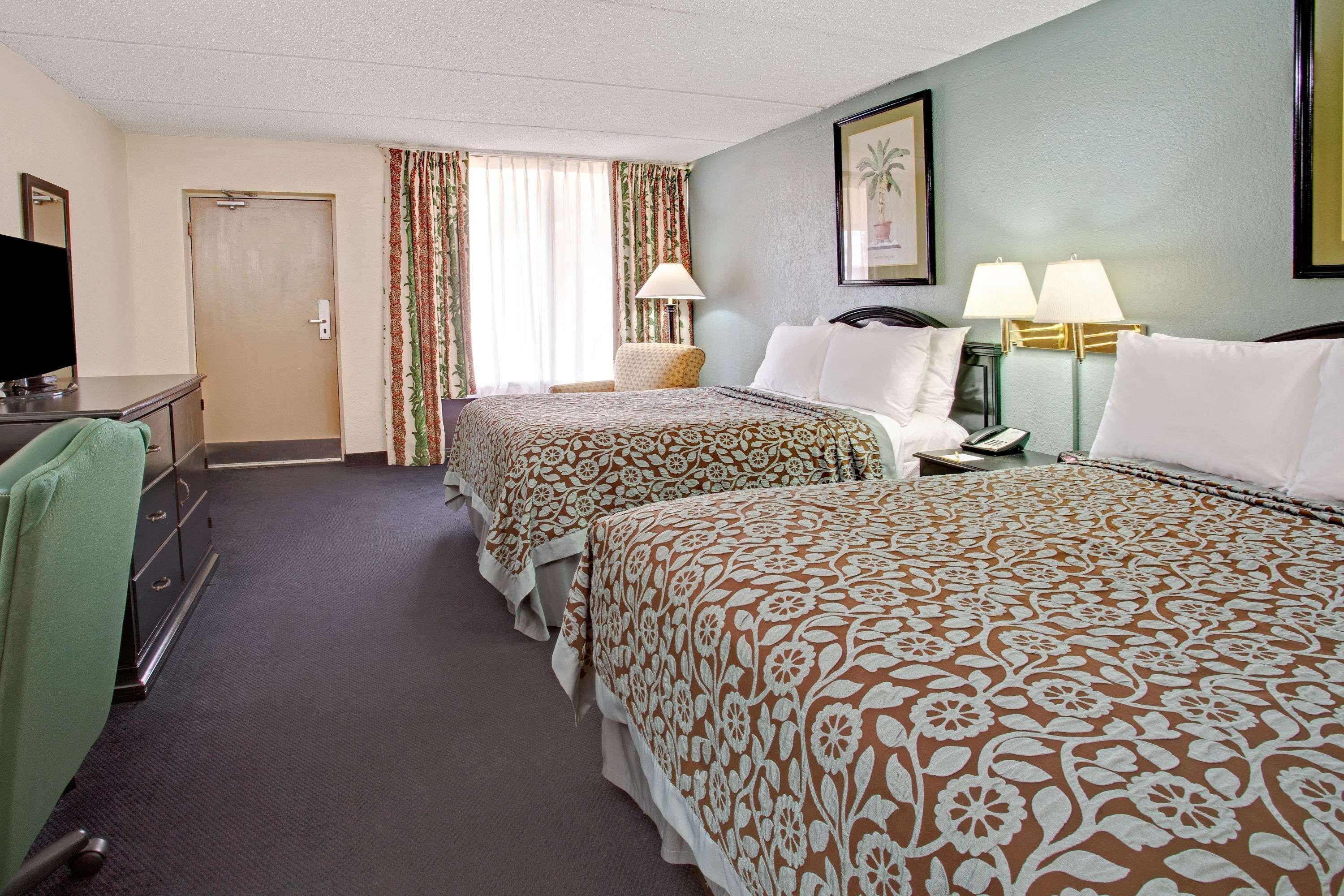 Days Inn By Wyndham Orlando Airport Florida Mall Williamsburg Экстерьер фото