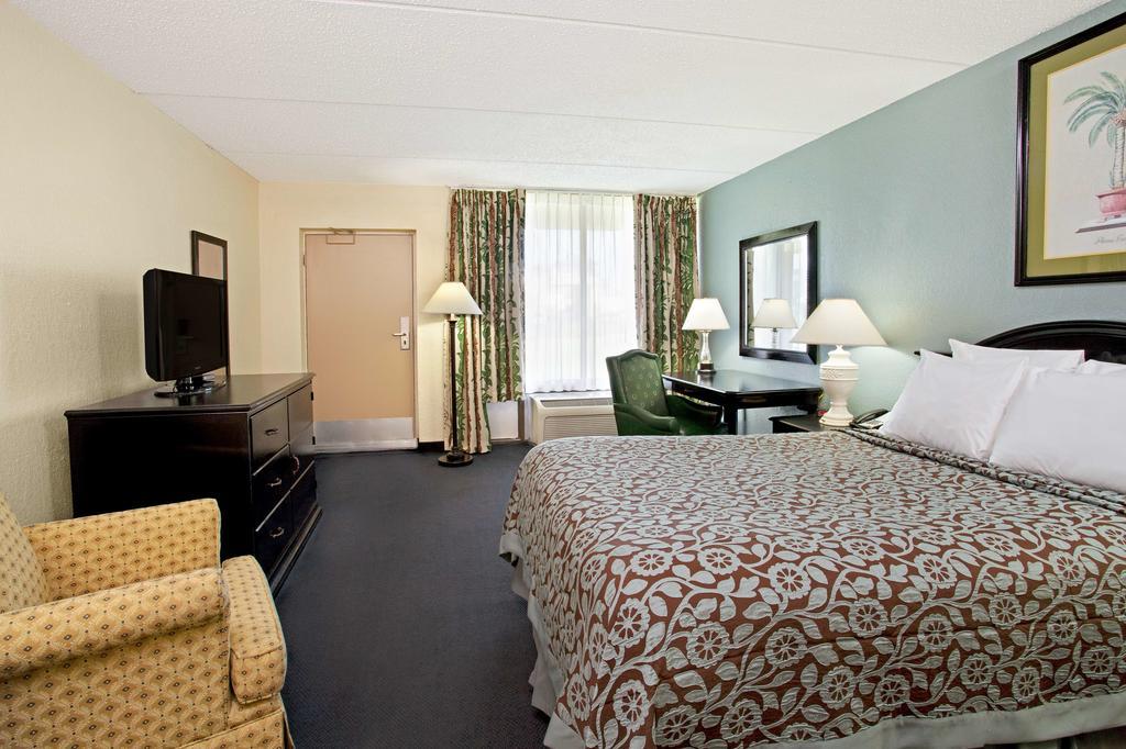 Days Inn By Wyndham Orlando Airport Florida Mall Williamsburg Экстерьер фото