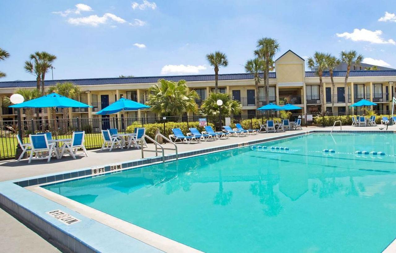 Days Inn By Wyndham Orlando Airport Florida Mall Williamsburg Экстерьер фото